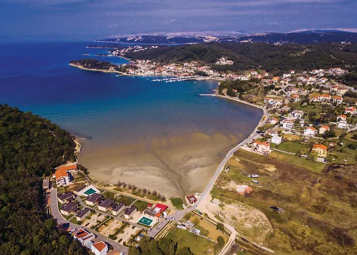 In With Sauna Kampor